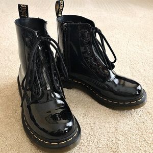 Patent Leather Lamper Leather Boot - Dr. Martens